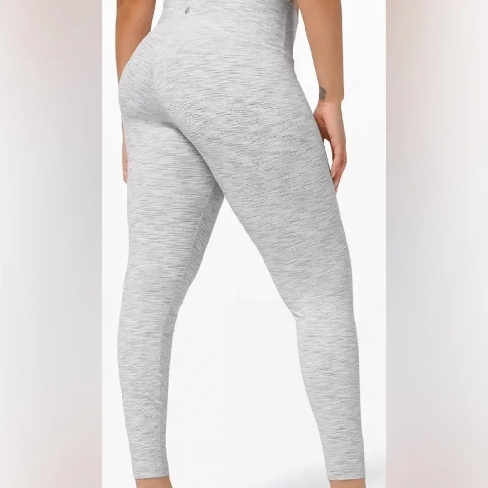 Lululemon Wunder Under Gray White Leggings |‎ 4